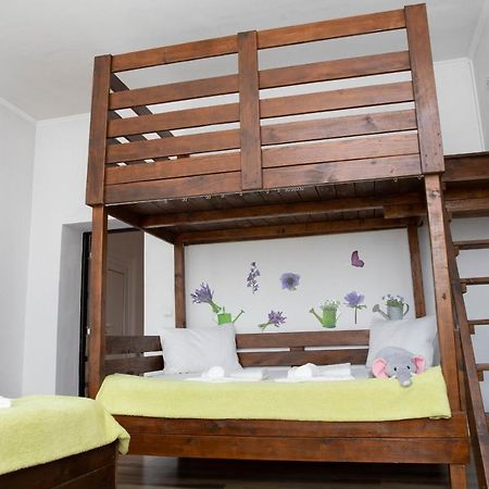 Cosy Apartment In City Centre Oradea Luaran gambar