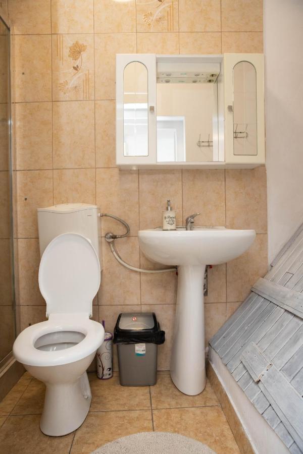Cosy Apartment In City Centre Oradea Luaran gambar