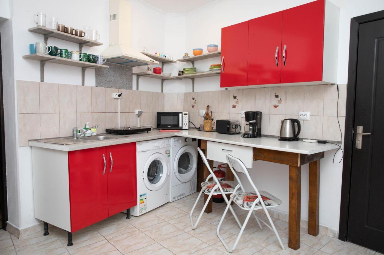 Cosy Apartment In City Centre Oradea Luaran gambar