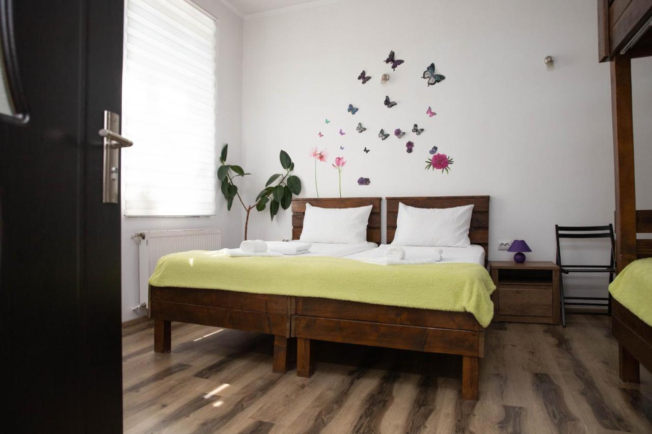 Cosy Apartment In City Centre Oradea Luaran gambar