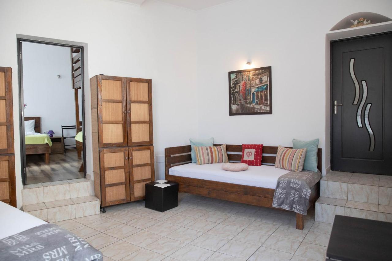 Cosy Apartment In City Centre Oradea Luaran gambar