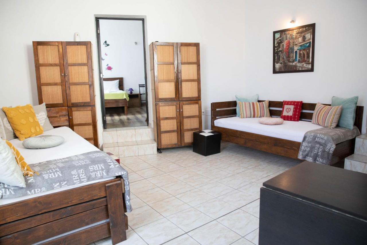 Cosy Apartment In City Centre Oradea Luaran gambar