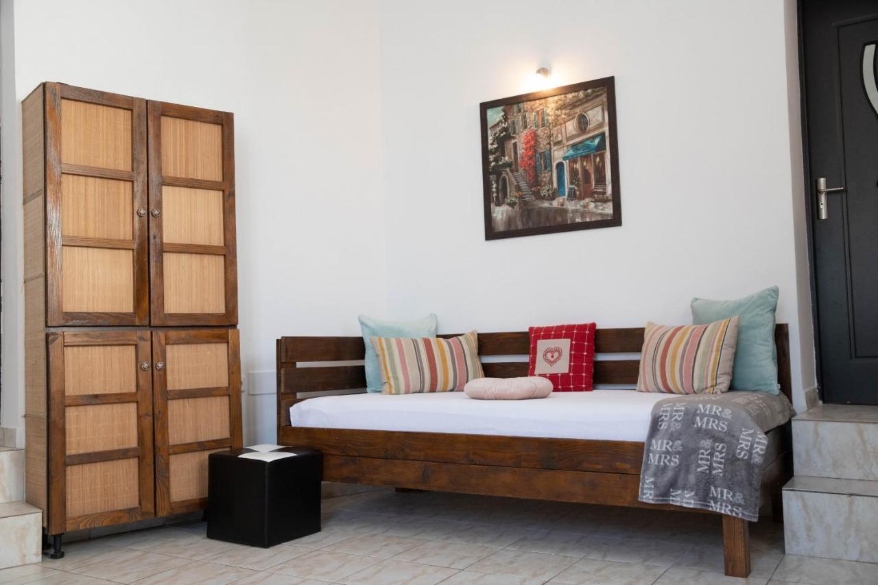 Cosy Apartment In City Centre Oradea Luaran gambar